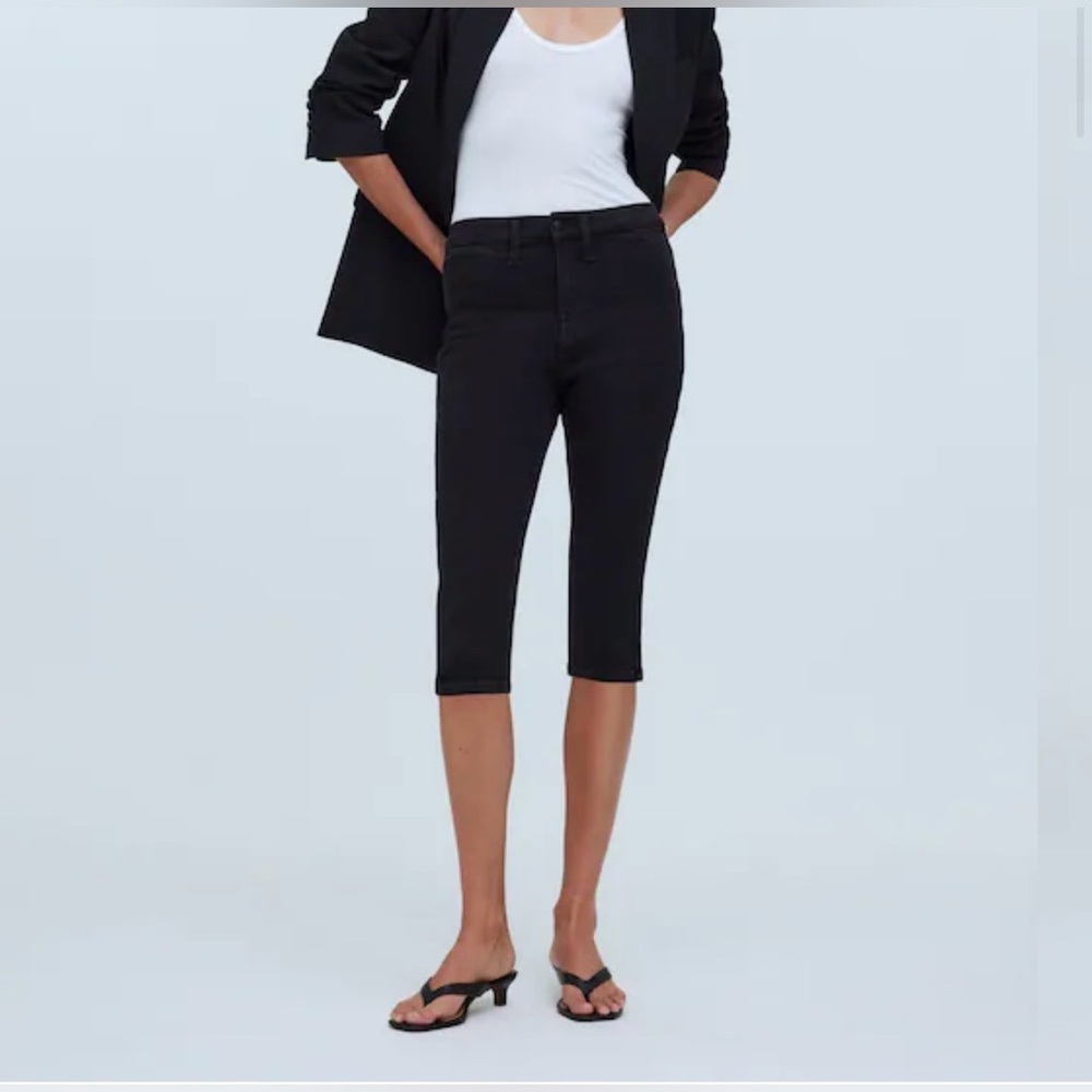 Women’s MADEWELL The '90s Capri Black Jean Stretch Comfy. Size 29.‎